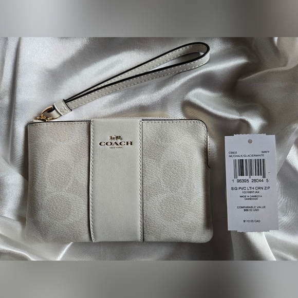 Coach White Wristlet Clutch - Picture 2 of 10